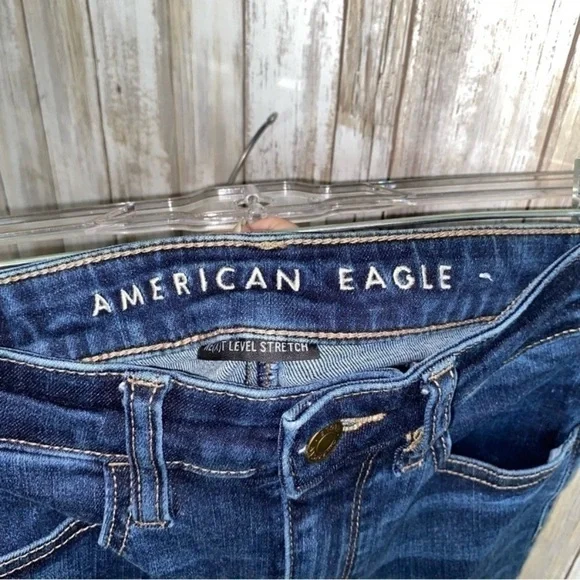 American Eagle Next Level Stretch Super High Rise Jegging Fray Bottom Jeans - Picture 8 of 8